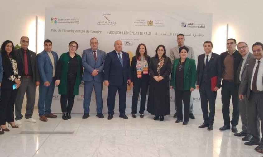 بنجرير:  تتويج الفائزين بالنسخة السادسة لجائزة أستاذ(ة) السنة برسم 2024