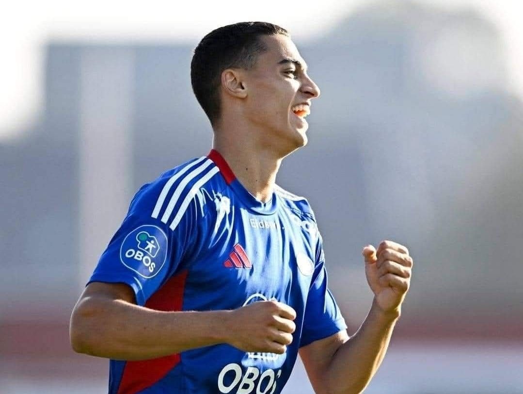 سيلتا فيغو يتعاقد مع الجناح المغربي الأصل يونس العبدلاوي حتى 2029