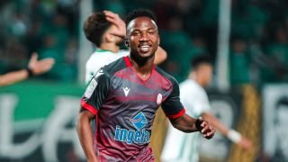 الوداد الرياضي يحقق فوزًا ثمينًا على الدفاع الحسني الجديدي بثنائية نظيفة