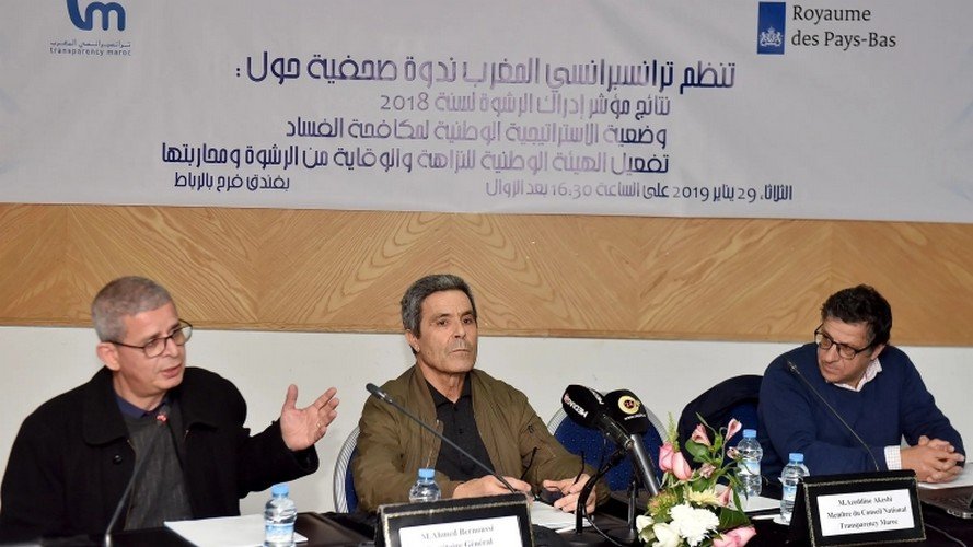 ترانسبرانسي المغرب تجمد عضويتها في اللجنة الوطنية لمحاربة الفساد
