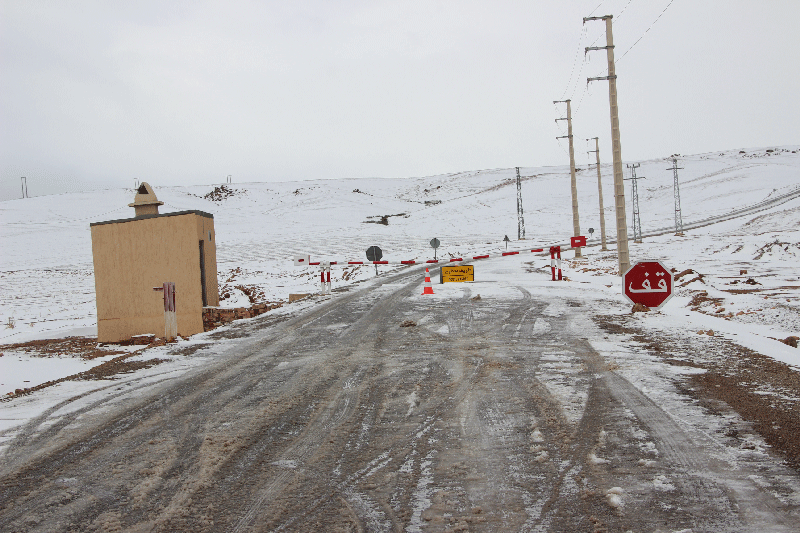 الثلوج تتسبب في قطع هذه الطرق بإقليم إفران