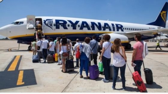 شركة “ريان إير” تطلق خطا جويا جديدا يربط بين مدريد والداخلة