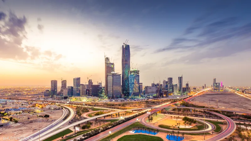 القطاع غير النفطي السعودي ينمو خلال يناير بأعلى وتيرة في عقد