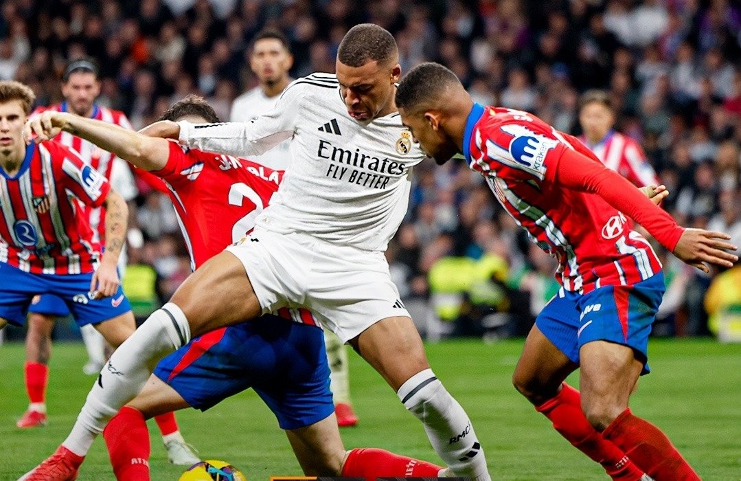 التعادل يحسم ديربي مدريد ويُبقي الريال في الصدارة