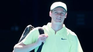 إيقاف المصنف الأول عالميًا يانيك سينر بسبب المنشطات