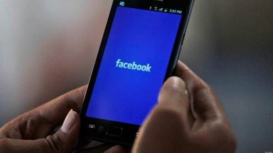 فيسبوك تُعلن عن تغيير في سياسة تخزين مقاطع البث المباشر