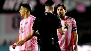 ميسي يُغرّم بعد مشادة مع المغربي مهدي البلوشي في الدوري الأمريكي