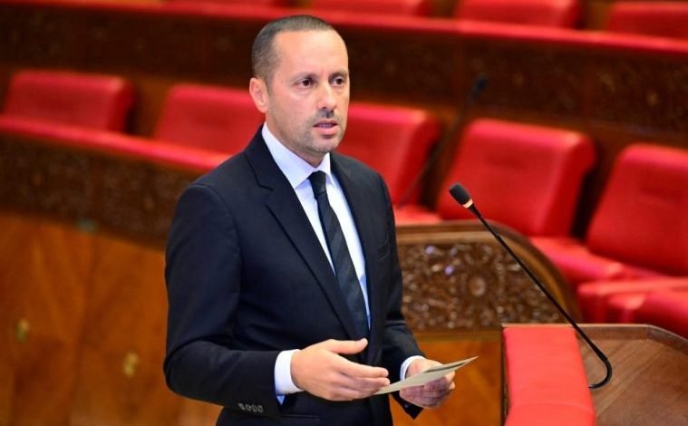 نقابات تحذر وزير الصحة من المنهجية الأحادية وتطالب بتصحيح المسار