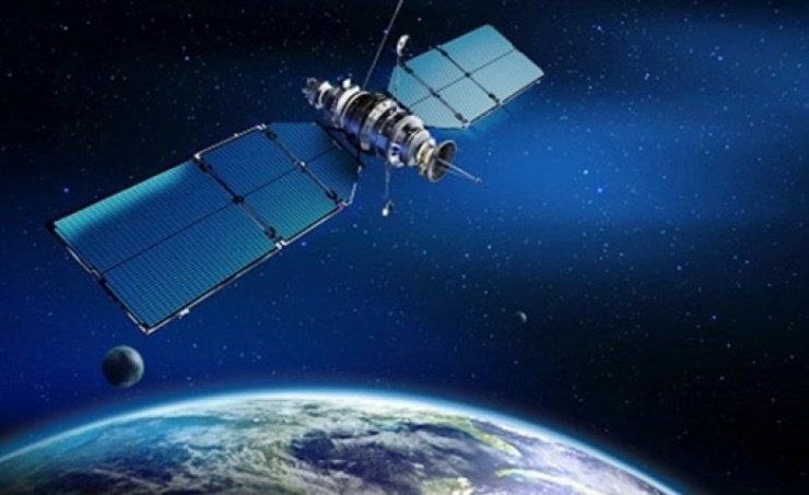 معركة عالية المخاطر.. الأقمار الذكية سلاح السيطرة على الفضاء