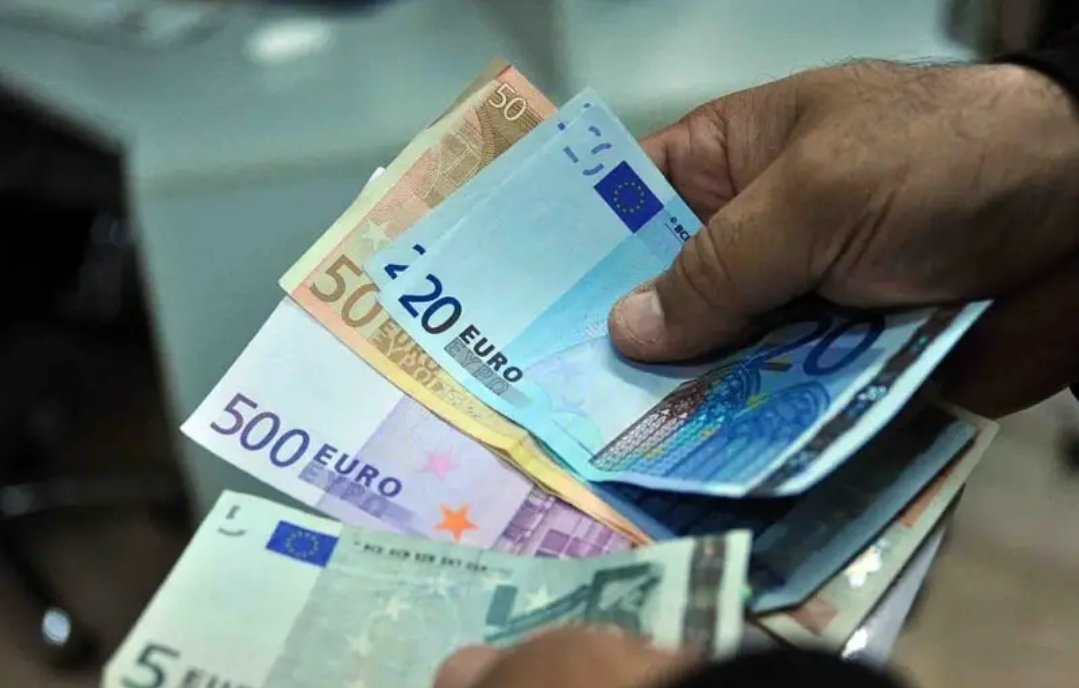 تحويلات المغاربة المقيمين بالخارج والاستثمارات الخارجية تسجل تحسناً ملحوظاً في بداية 2025