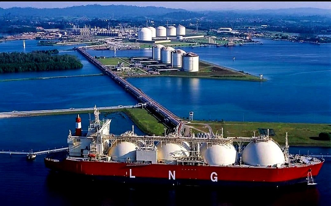 المغرب يعلن عن استثمار 6 مليارات دولار لتعزيز بنيته التحتية للغاز الطبيعي