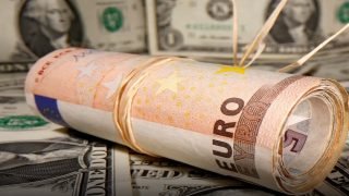 اليورو يحقق مكاسب بفضل التحول المالي الألماني