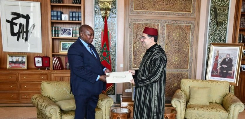 مبعوث خاص من الرئيس الزامبي يسلم رسالة إلى الملك محمد السادس