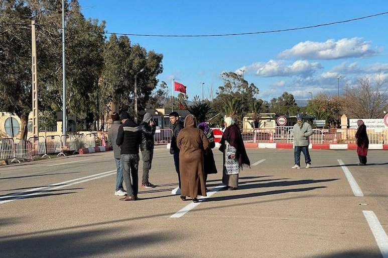 الجزائر تفرج عن 32 مهاجراً مغربياً وتُبقي آخرين قيد الاحتجاز