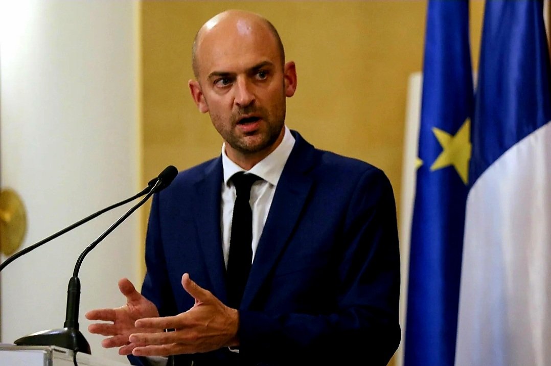 فرنسا تجدد دعمها لسيادة المغرب على صحرائه