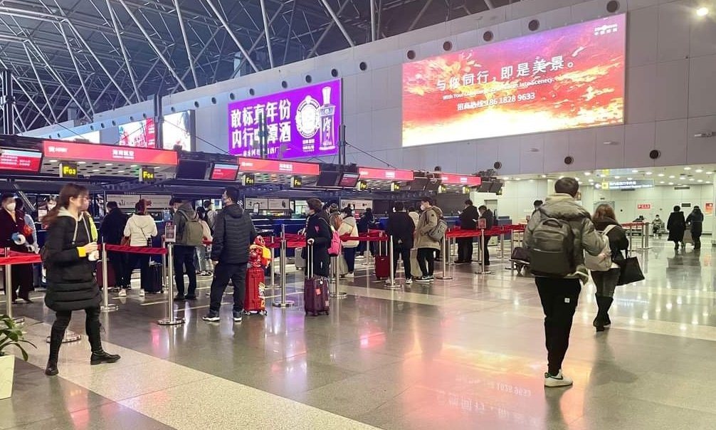 الصين تحذر مواطنيها من السفر إلى الولايات المتحدة وسط تصاعد التوترات