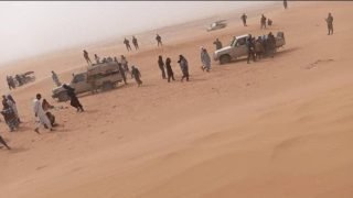 غليان في تندوف: محتجزون يطالبون بالعودة إلى المغرب
