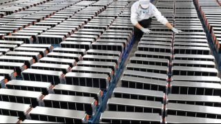 بطاريات السيارات الكهربائية تدفع المغرب نحو طفرة صناعية جديدة