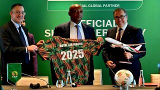 اتفاقية استراتيجية بين “الكاف” والخطوط الملكية المغربية