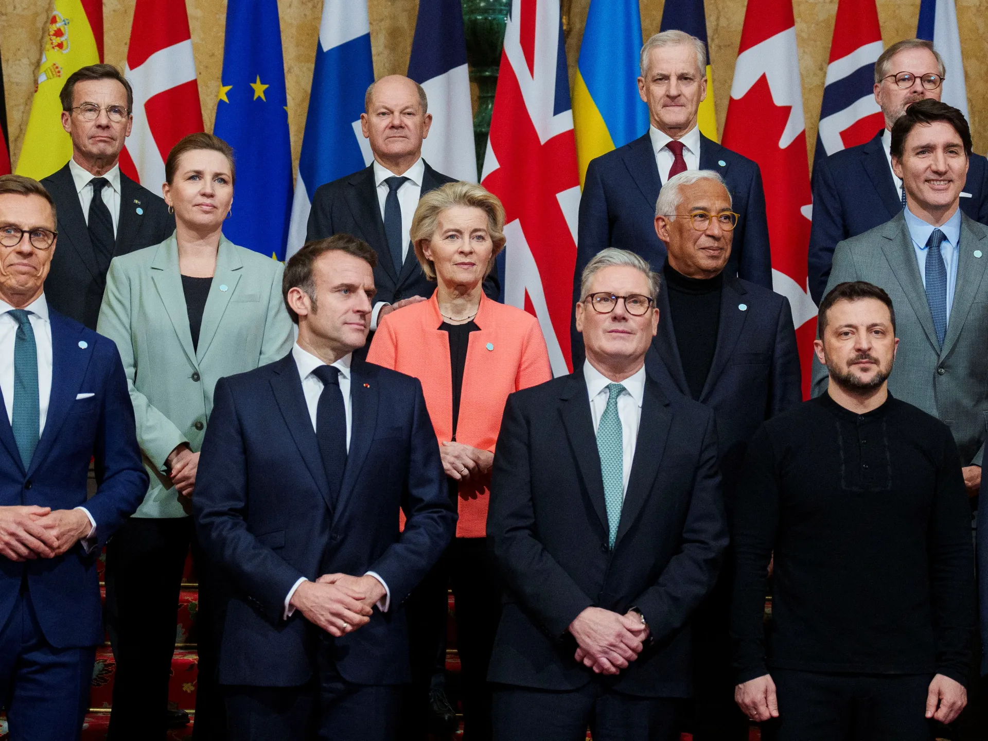 “تحالف الراغبين” يجمع بين ماكرون و ميرتس و ستارمر و توسك بكييف