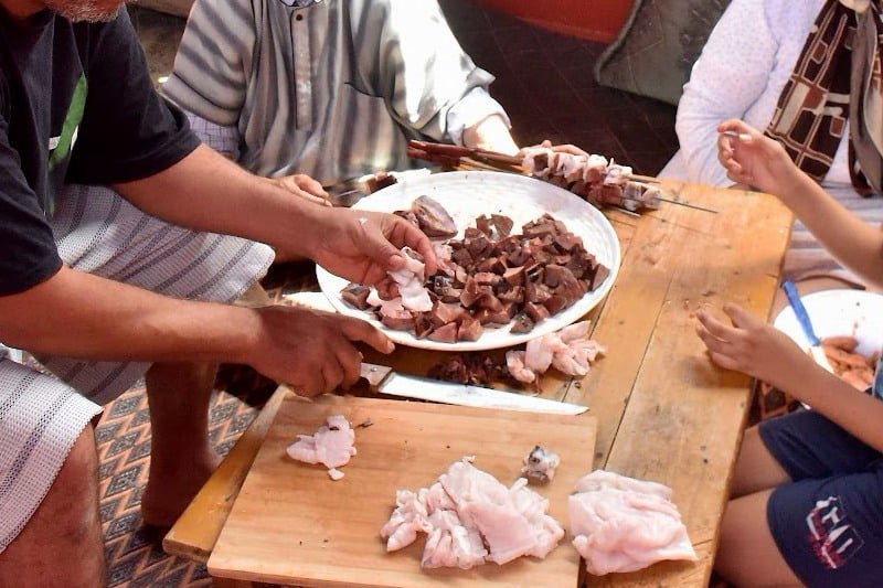 تعليمات السلطات المحلية بشأن تعليق أنشطة عيد الأضحى تثير جدلاً قانونياً و دينياً