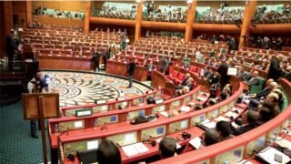الرقابة المؤجلة في البرلمان المغربي: بين رمزية المعارضة وبرود الحكومة
