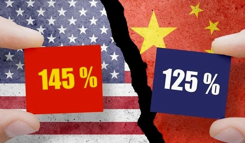 ترامب يعلن عن “تقدم كبير” في محادثات التجارة مع الصين وسط آمال بانفراجة قريبة