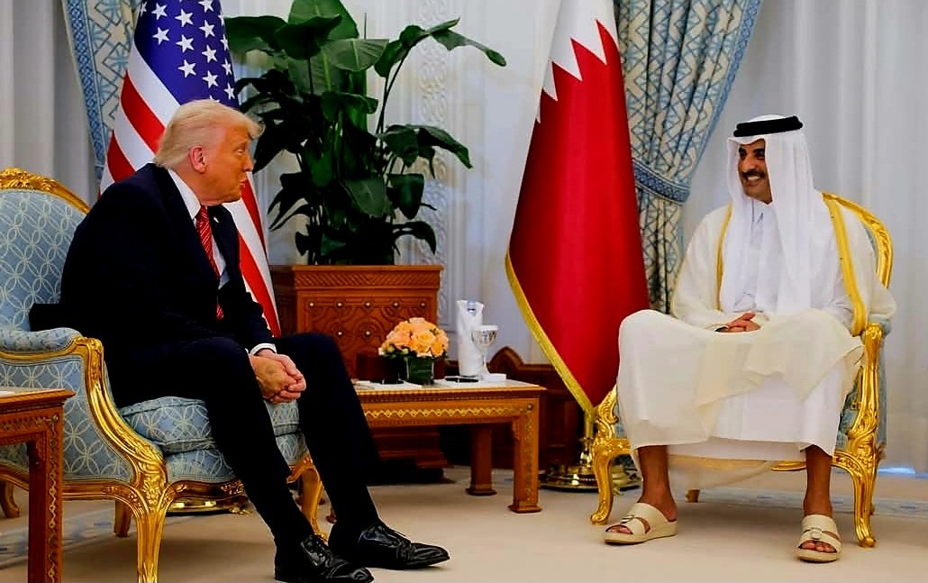 ترامب يصل الدوحة: زيارة مفصلية ضمن جولة خليجية تعيد رسم خارطة الشراكات