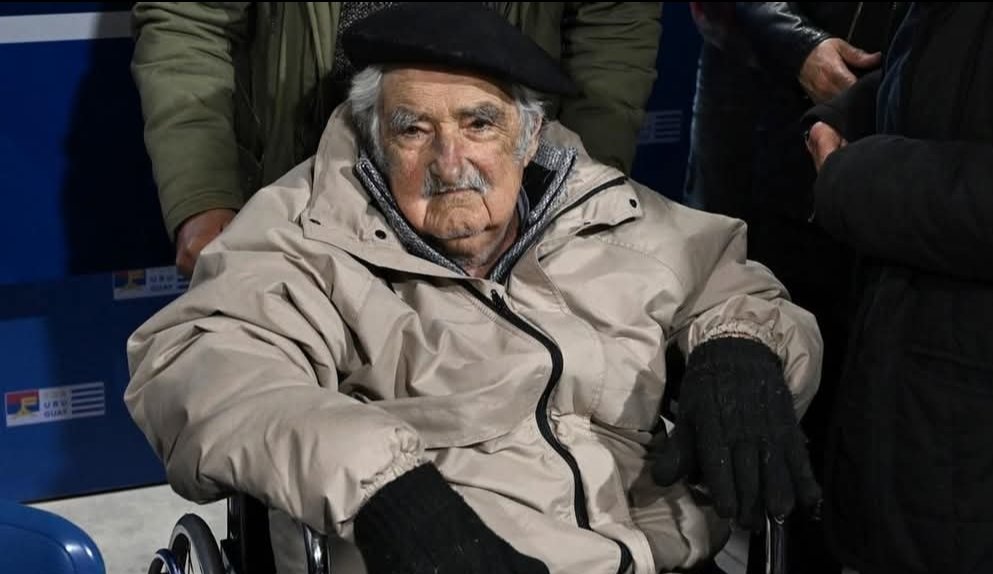 الأوروغواي تودّع “أفقر رئيس في العالم”