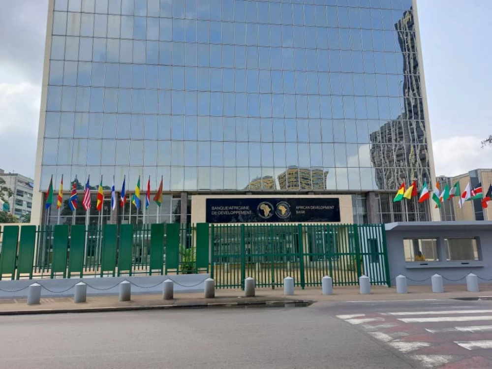 المغرب يتصدر شمال إفريقيا في مؤشر الأداء العام للخدمات العامة و يحقق تقدمًا ملحوظًا في قطاع الكهرباء