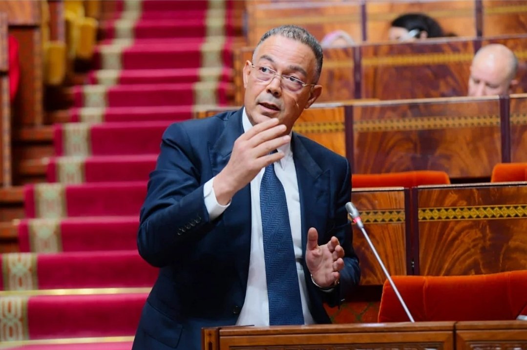 لقجع يشدد الرقابة على الصفقات العمومية بقيمة 340 مليار درهم في 2025