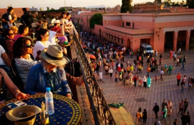 السياحة المغربية.. بين أرقام قياسية وتشكيك المعارضة