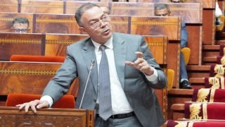 فوزي لقجع يعلن استعداد الحكومة لمراجعة معايير الاستفادة من الدعم الاجتماعي المباشر