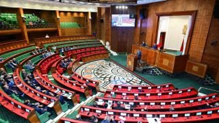 رئيس الحكومة يستعرض الحصيلة الاقتصادية والمالية وأثرها على دينامية الاستثمار والتشغيل ببلادنا