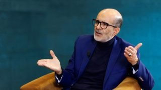 الأزمي يكتب: وزير العدل مُلزَم قانوناً بالتصريح بالقيمة التجارية الحقيقية في الهبة وليس ما يشاء