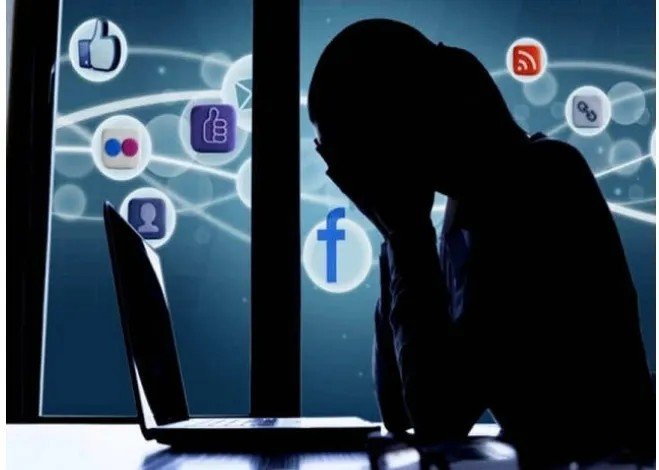 لقاء يسلط الضوء على مظاهر العنف ضد النساء في الفضاء الرقمي بالرباط