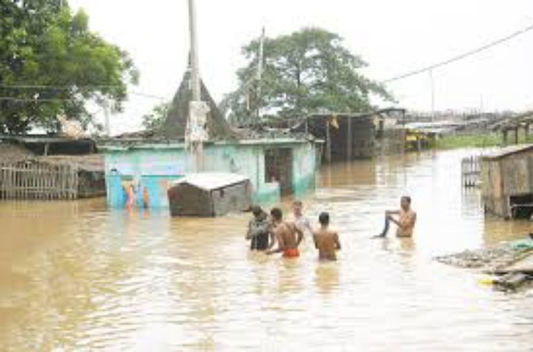 مصرع 56 شخصا على الأقل بسبب الفيضانات في كشمير الهندية