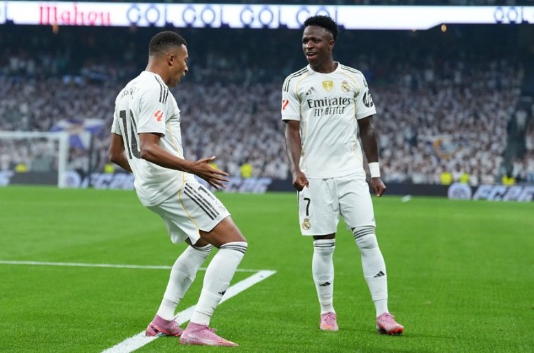 ريال مدريد يفتتح مشوار الليغا بفوز صعب على أوساسونا 0/1