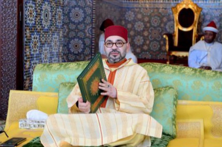 أمير المؤمنين يترأس بمسجد حسان بالرباط حفلا دينيا إحياء لليلة المولد النبوي الشريف