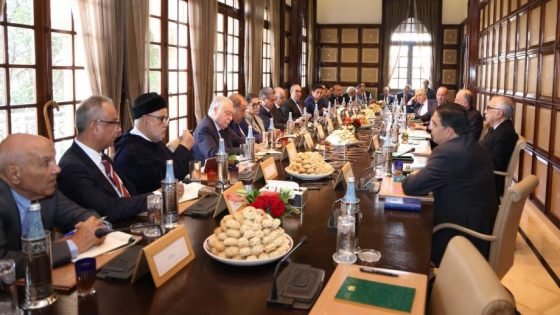 الأحزاب السياسية تشيد بالمقاربة التشاركية لجلالة الملك من أجل تفصيل وتحيين مبادرة الحكم الذاتي