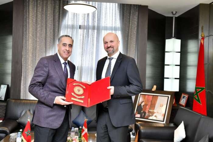 المدير العام للأمن الوطني يلتقي رئيس مكافحة الجريمة المنظمة بالدنمارك لتعزيز التعاون الأمني