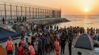 سبتة على صفيح ساخن: ارتفاع قياسي لدخول القاصرين المغاربة يضع المدينة أمام أزمة إنسانية