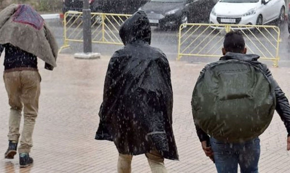 الاضطرابات الجوية تربك الموسم الدراسي… ووزارة التعليم تكشف إجراءات المواكبة والدعم