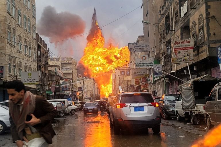 الحوثيون يوسّعون رقعة الحرب.. صواريخ من اليمن تضرب جنوب إسرائيل لأول مرة منذ اندلاع المواجهة مع إيران