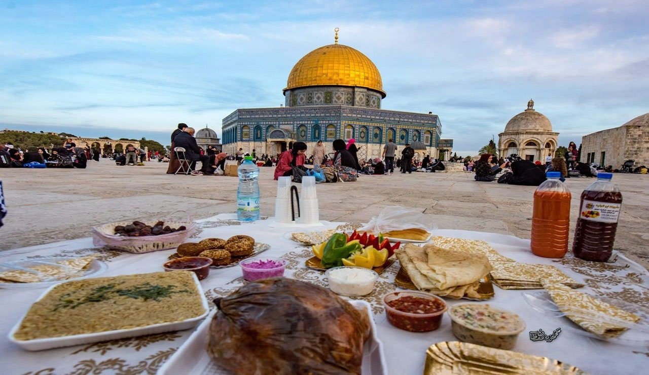 في قلب القدس.. وكالة بيت مال القدس الشريف تمنح 500 يتيم دفئا رمضانيا وتوسع مبادرات الدعم الاجتماعي