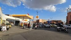 النفط يُلهب جيوب المغاربة: صدمة طاقية تهز الاقتصاد وتُربك الحياة اليومية