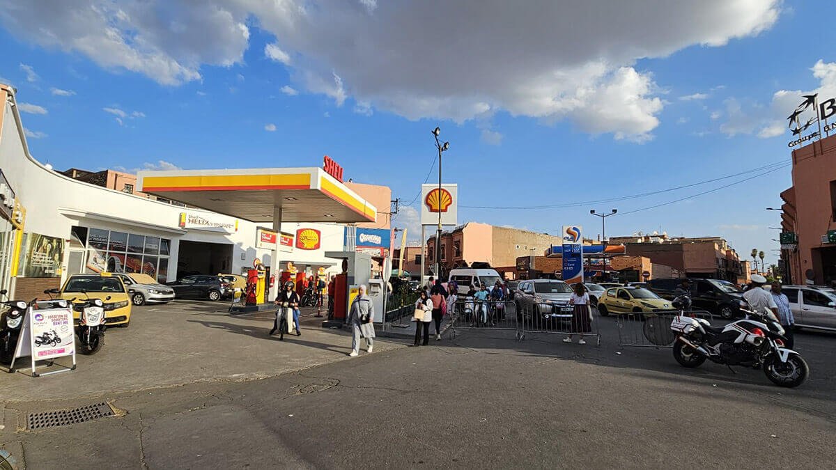 النفط يُلهب جيوب المغاربة: صدمة طاقية تهز الاقتصاد وتُربك الحياة اليومية