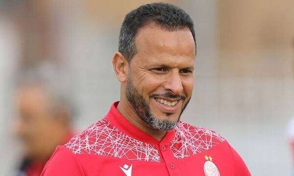 الوداد ينفصل عن كارتيرون ويُسند المهمة لبنشريفة بعد سلسلة نتائج سلبية