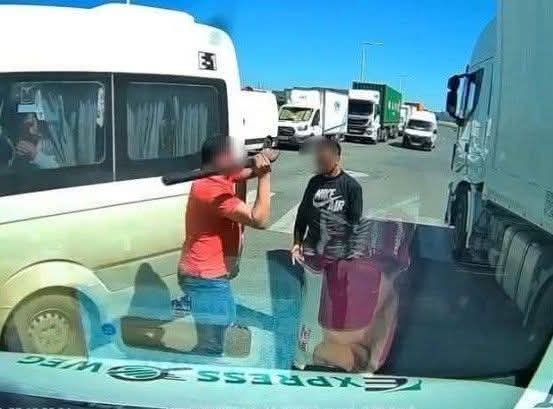 15 سنة سجناً نافذاً للمعتدي على “سائق الشاحنة” بالمنطقة الحرة