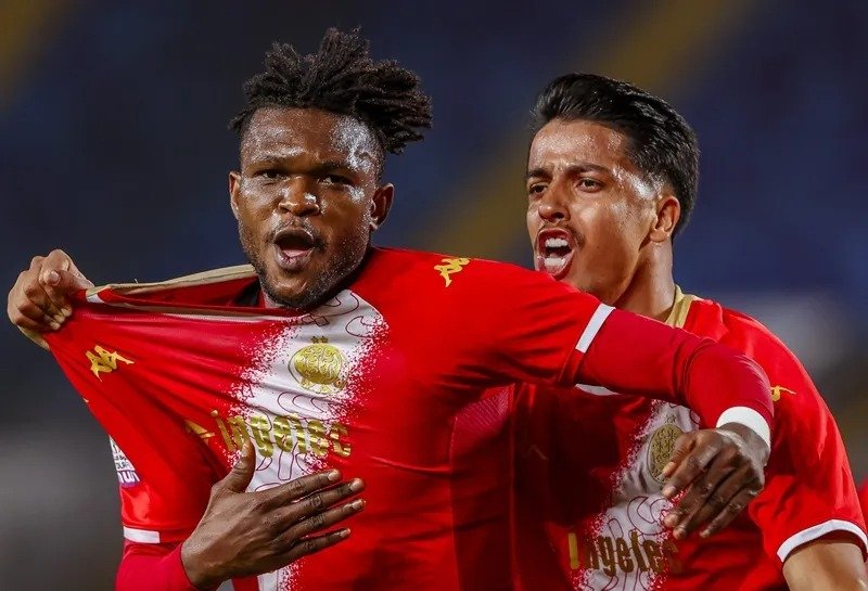 ديربي “الويكلو” ينتهي بانتصار الوداد على الرجاء